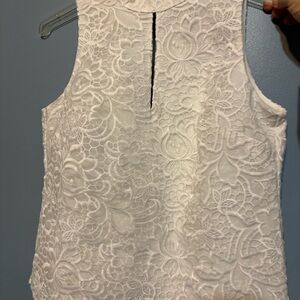 White House Black Market Textured White Blouse Size 0-(also have sizes 2 & 6)